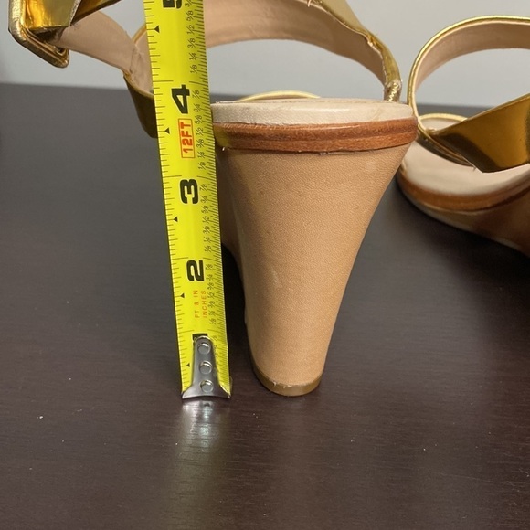 Kate Spade Wedges Sz 10 Gold Heels Metallic Sandals Party Shoes Strappy NEW - Picture 12 of 13